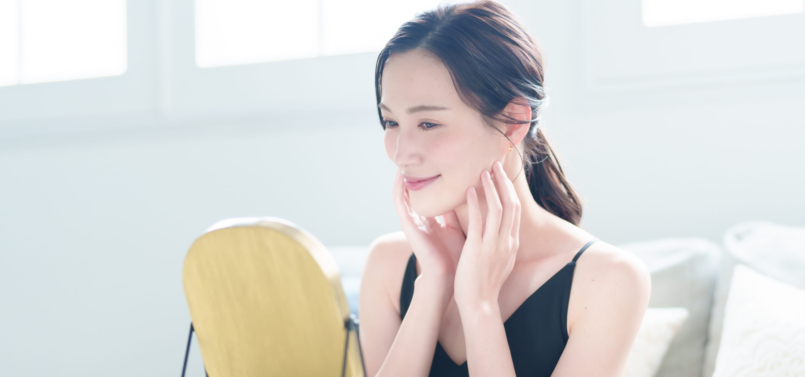  若いのに黒クマができるのはなぜ？20代から知っておきたい原因と正しい治し方