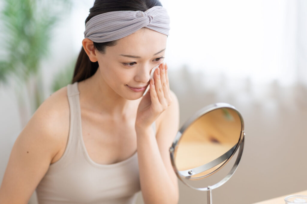 2-4. 加齢による皮膚の薄さと色素沈着の蓄積