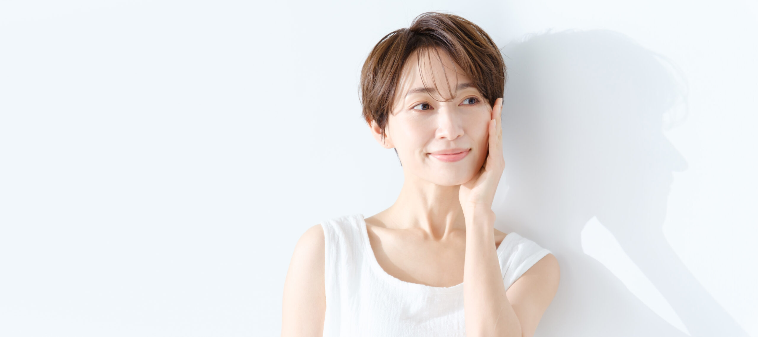 眼窩脂肪の除去で後悔しないために｜治療法の選び方からリスク回避まで専門医が徹底解説
