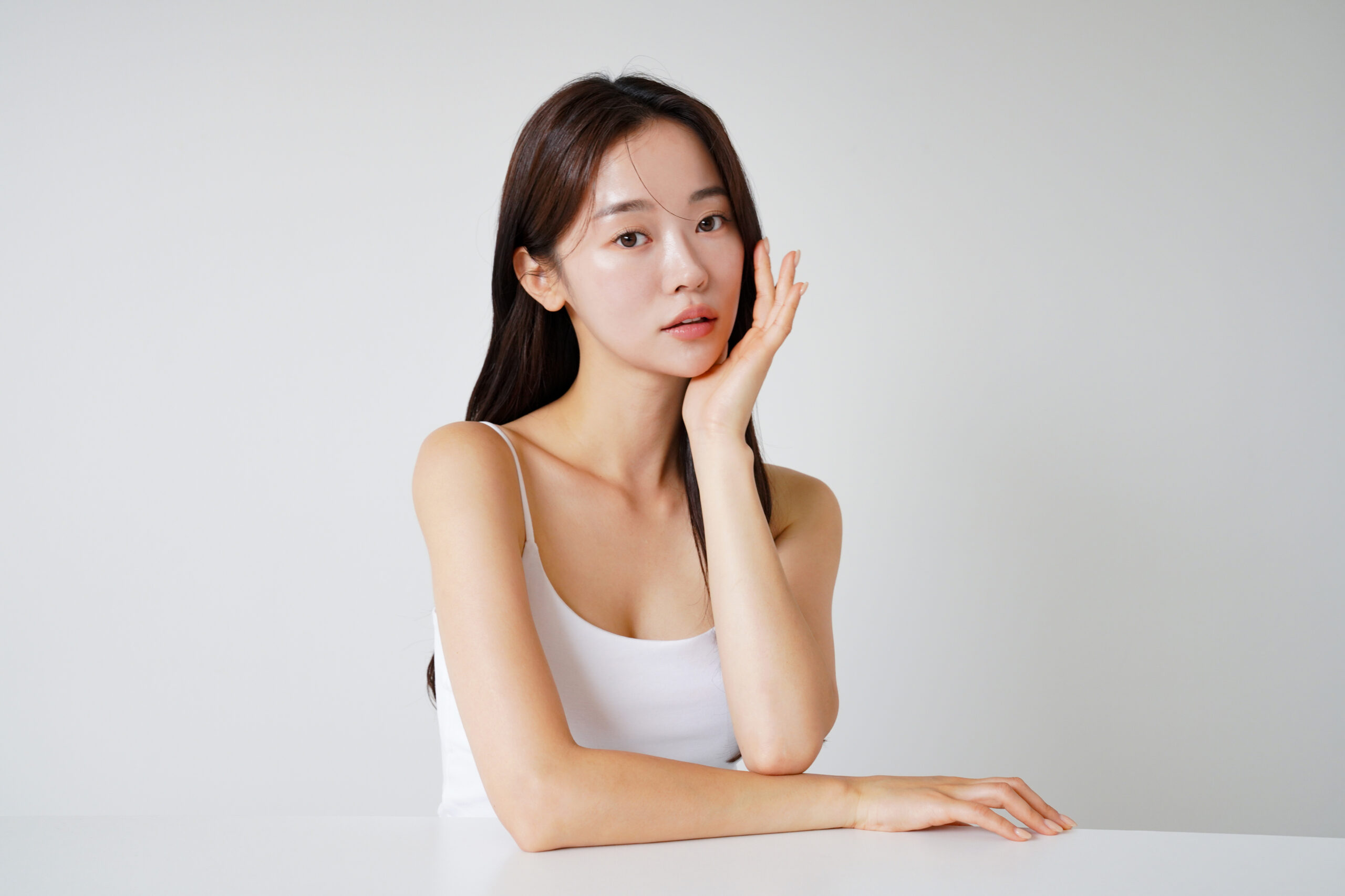 黒クマにアイクリームは効果がある？美容外科医が教えるケアの限界と根本から治す方法