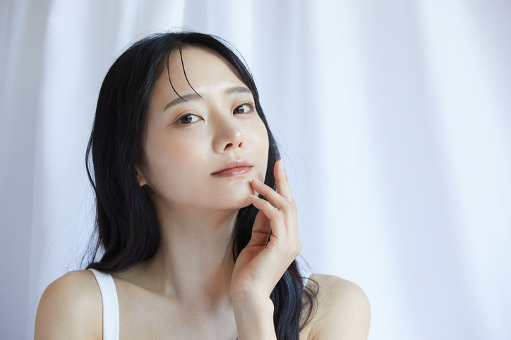 目袋が気になる方へ｜原因から美容医療による根本改善まで徹底解説